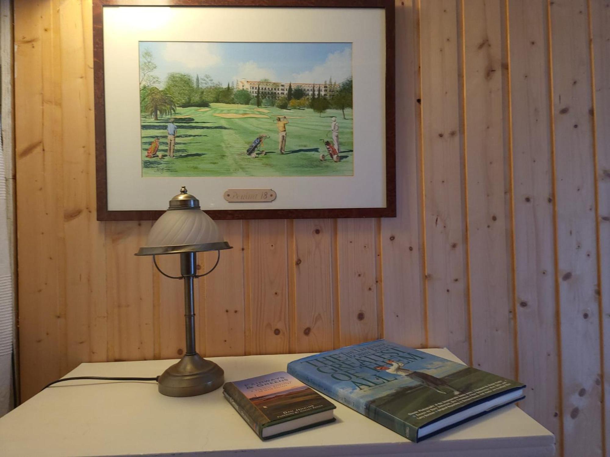 Lilla Huset Med Stor Traedgardstomt Naera Golf Och Hav Trosa Exterior foto